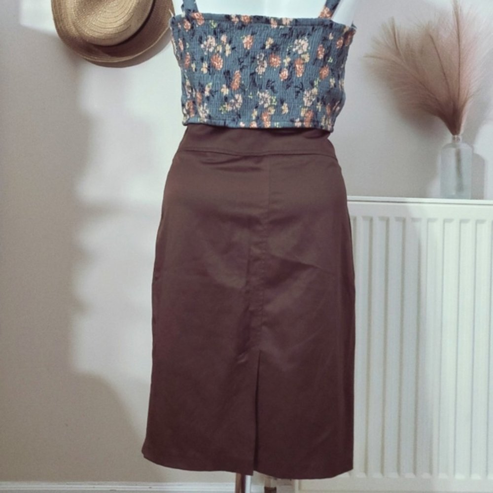 Costa Blanca Satin Higb Waisted Pencil Skirt- Size 4